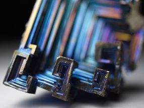 Researchers dive deep into bismuth complexes
