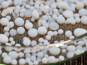Sustainable, affordable building insulation with aerogels